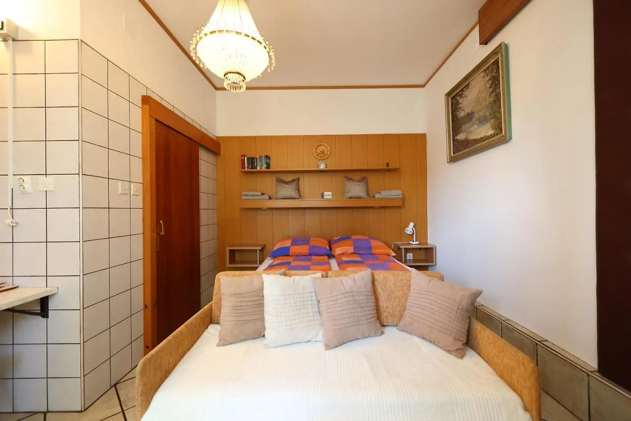 Apartments Pika Krk Town