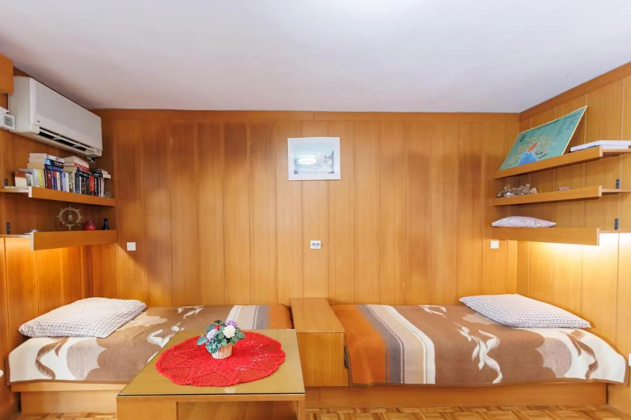 Apartments Pika Krk Town