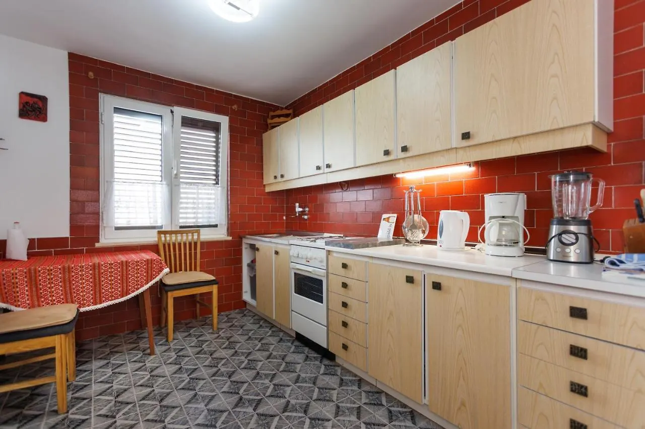 Apartments Pika Krk Town